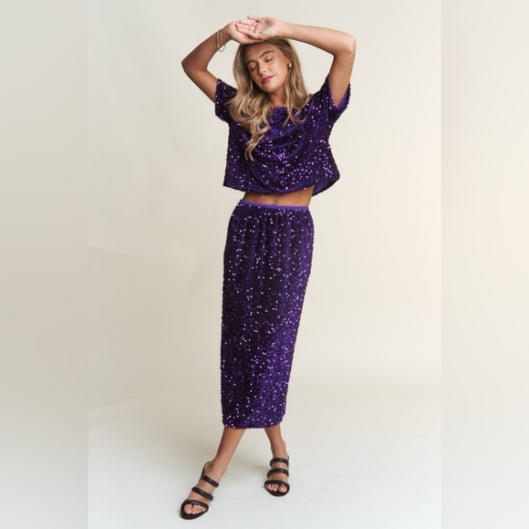 J.NNA Sequin Back Slit Midi Skirt - Picture 4 of 5